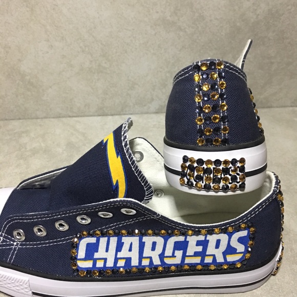 COMPASS BRAND NFL CHARGERS BLING WOMEN’S SHOES - Picture 3 of 3